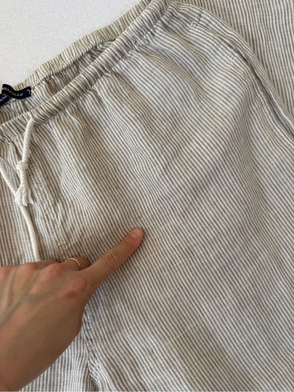 Brandy Melville Anastasia Linen Pants - Picture 5 of 5